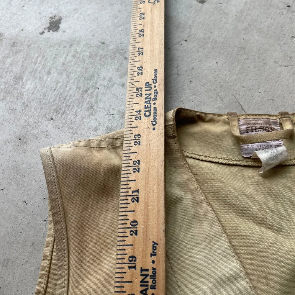 Filson Vintage Canvas Hunting Vest Tan Made in USA Distressed Mens XL Style 8
